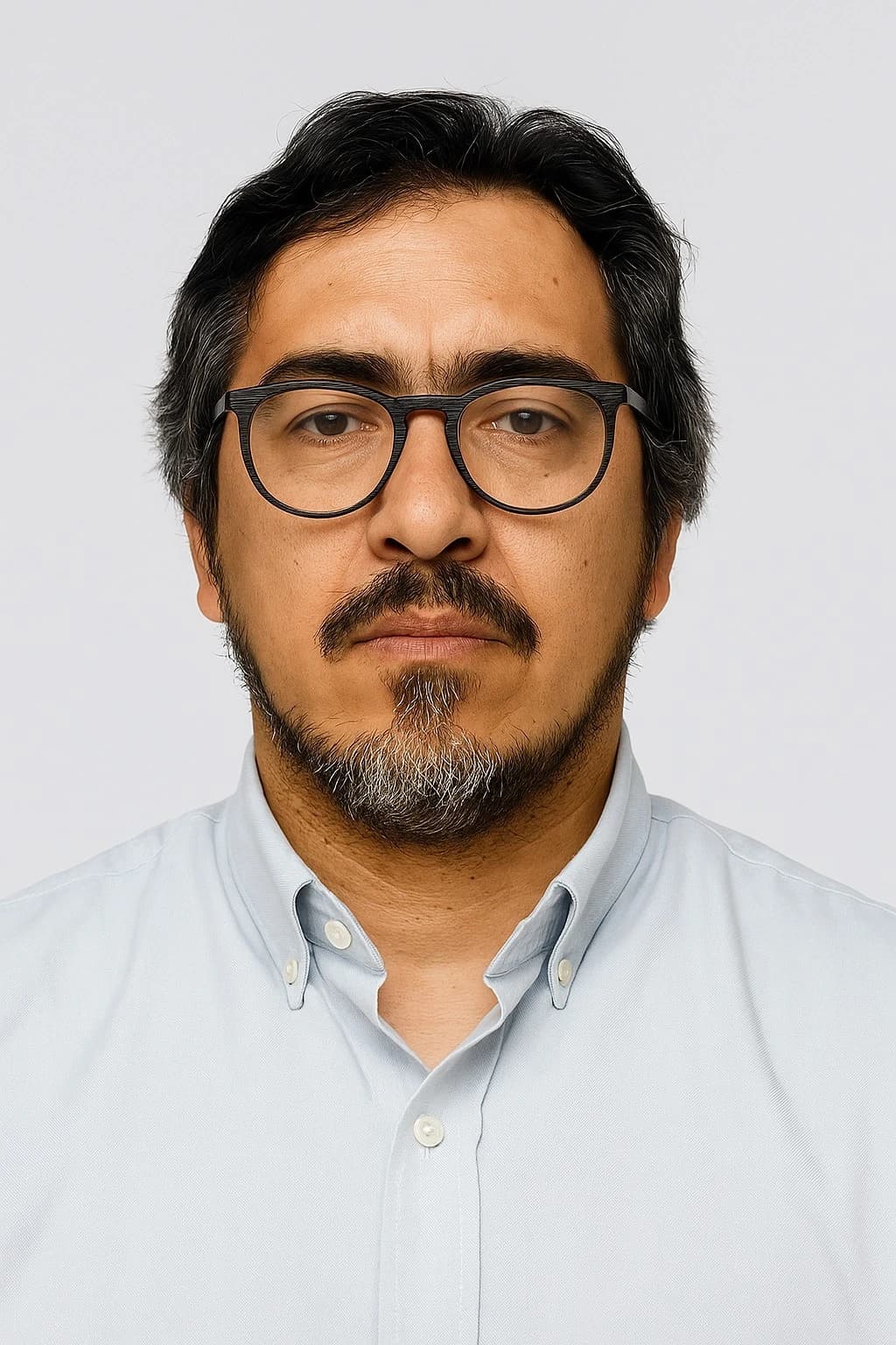 Dr. Ángel Quiñonez